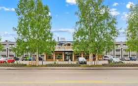 Clarion Hotel & Suites Fairbanks Near Ft Wainwright